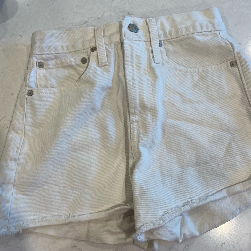 Hi rise denim shorts by Madewell